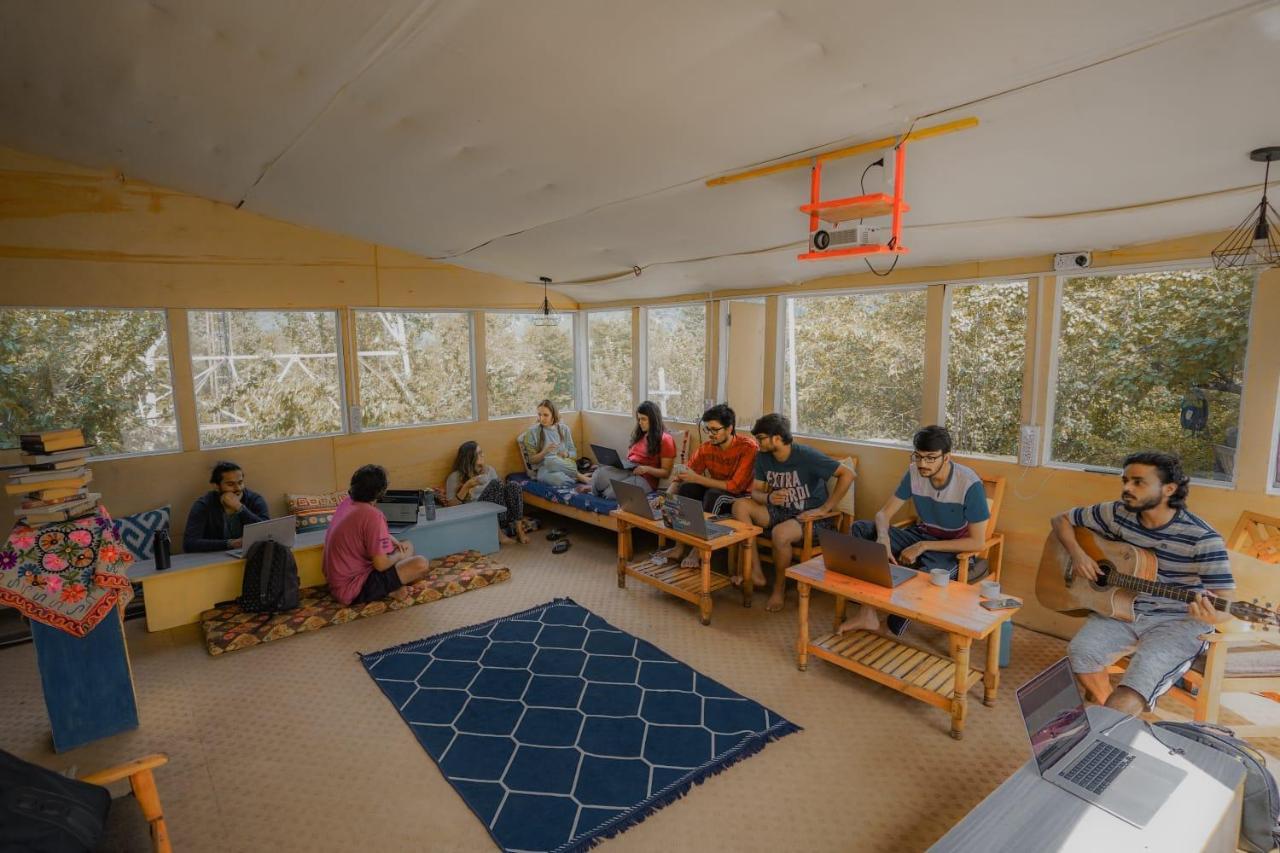 Mars Monkey Hostel & Cafe Manāli Εξωτερικό φωτογραφία