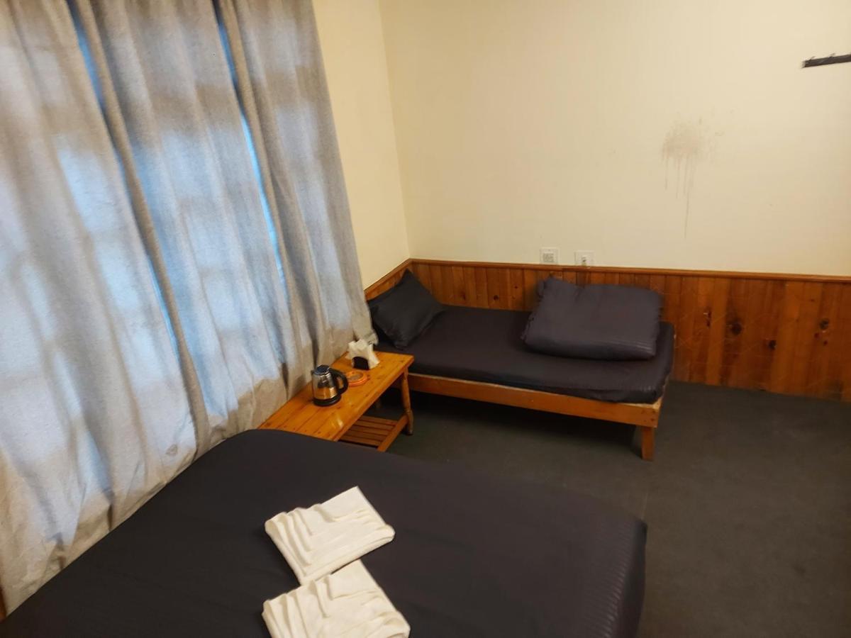 Mars Monkey Hostel & Cafe Manāli Εξωτερικό φωτογραφία